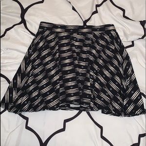 B&W Skater Skirt